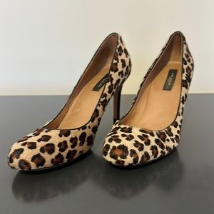 Ann Taylor, Leopard Pumps
